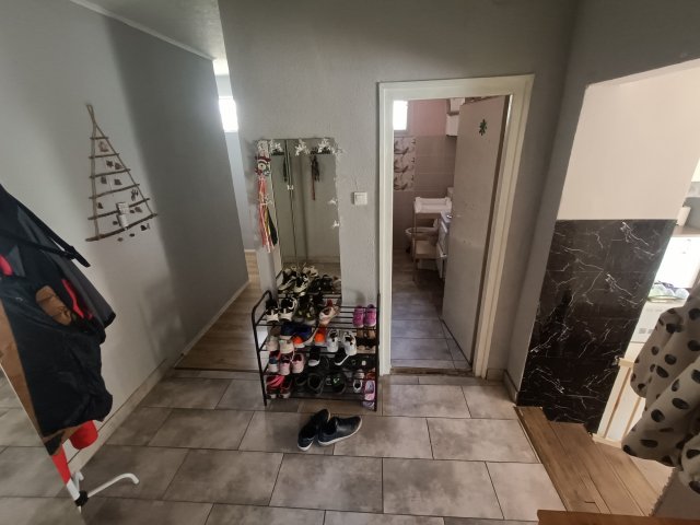 Eladó családi ház, Környén 72.9 M Ft, 4 szobás
