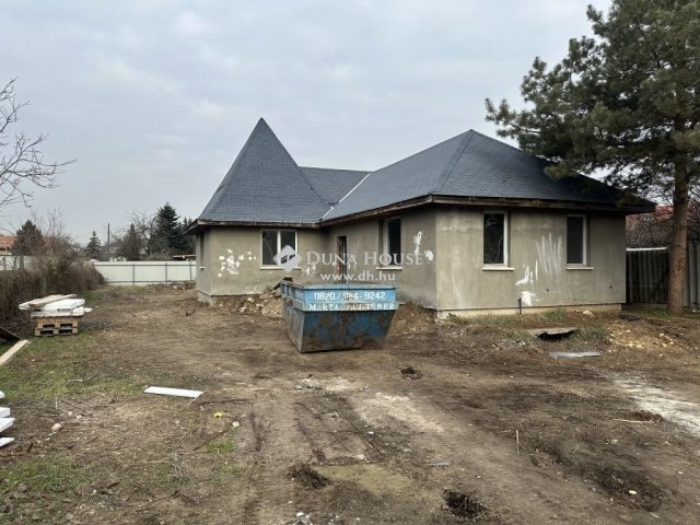 Eladó családi ház, Budapesten, XVIII. kerületben 89.9 M Ft