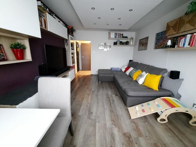 Eladó panellakás, Budapesten, XV. kerületben 71.9 M Ft