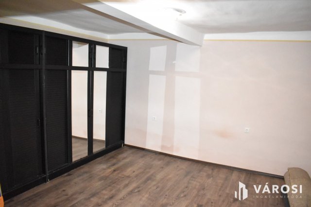 Eladó családi ház, Békéscsabán 19.9 M Ft, 3 szobás