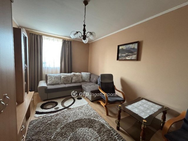 Eladó téglalakás, Kisvárdán 33.9 M Ft, 1+2 szobás