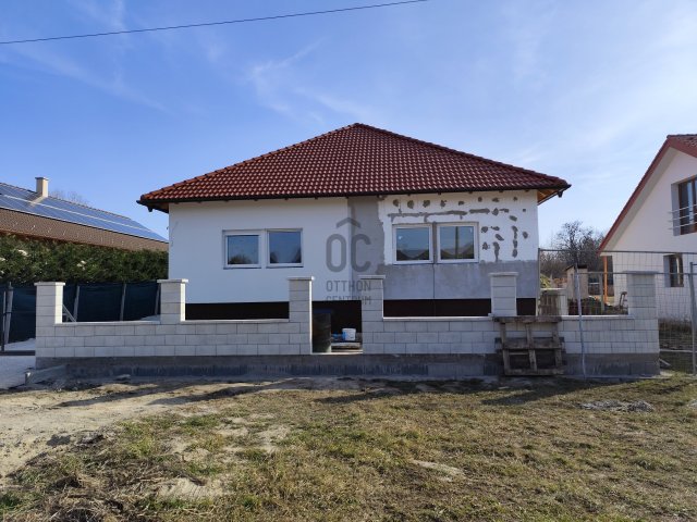 Eladó családi ház, Gárdonyban 98 M Ft, 4 szobás