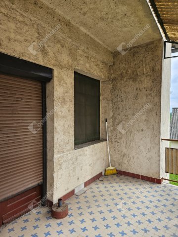 Eladó családi ház, Veszprémvarsányon 42.5 M Ft, 2 szobás