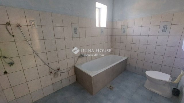Eladó családi ház, Pécsudvardon 29.9 M Ft, 2 szobás