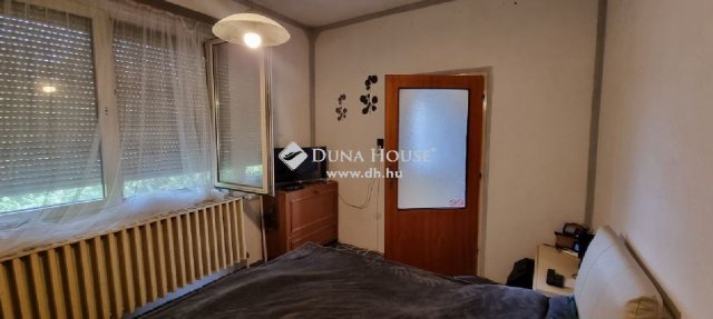Eladó családi ház, Tápióbicskén 32 M Ft, 4 szobás
