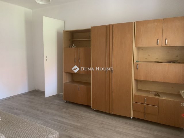 Eladó családi ház, Szécsiszigeten 12.5 M Ft, 3 szobás