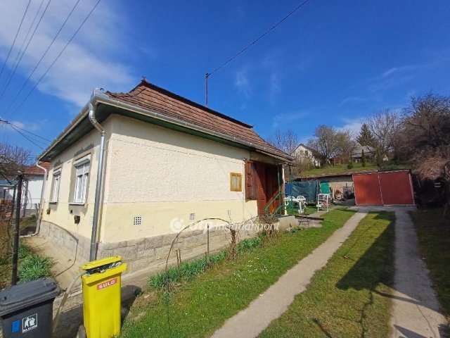 Eladó családi ház, Bükkszéken 36.9 M Ft, 2+1 szobás