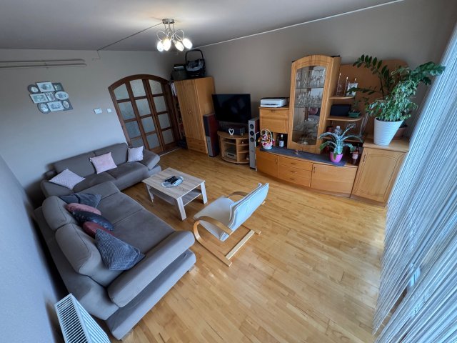 Eladó panellakás, Kecskeméten 44.9 M Ft, 2 szobás