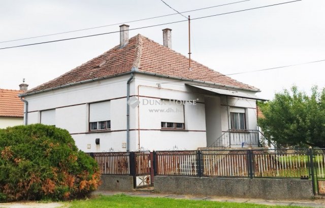 Eladó családi ház, Berzencén, Kossuth utcában 11.9 M Ft