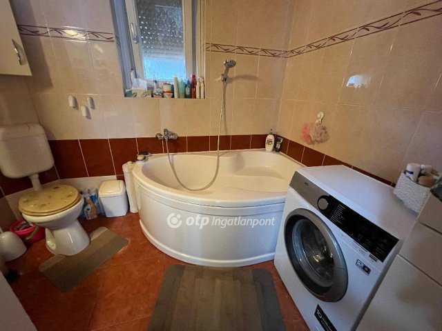 Eladó családi ház, Budapesten, XVII. kerületben 79.5 M Ft