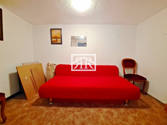Eladó nyaraló, Szegeden 13.5 M Ft, 1+1 szobás