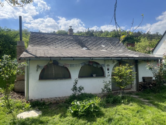 Eladó nyaraló, Iszkaszentgyörgyön 19.9 M Ft, 1 szobás