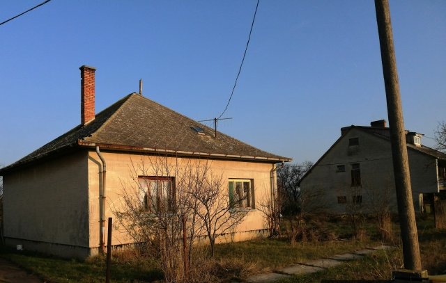 Eladó családi ház, Nagytőkén 3.93 M Ft, 1+1 szobás