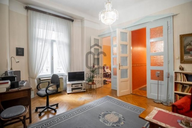 Eladó téglalakás, Budapesten, V. kerületben 138 M Ft, 3 szobás