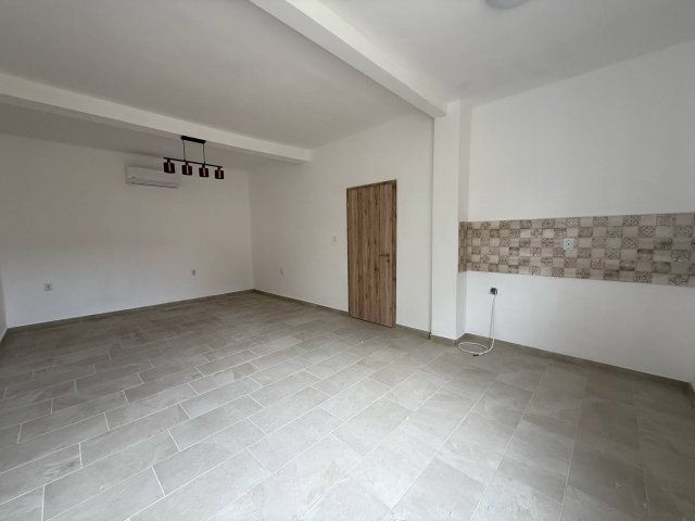 Eladó családi ház, Hartán 32.99 M Ft, 4 szobás