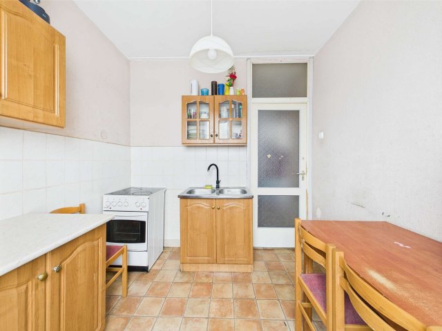 Eladó téglalakás, Komlón, Körtvélyes utcában 13.9 M Ft