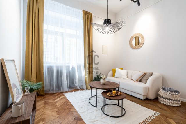 Eladó téglalakás, Budapesten, V. kerületben 114 M Ft, 3 szobás