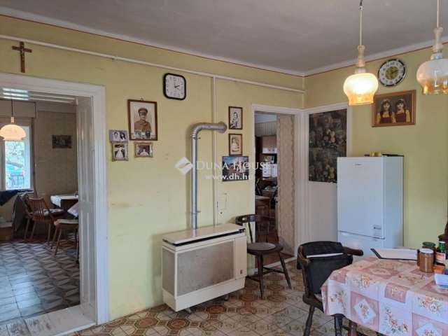 Eladó családi ház, Bácsborsódon 8.5 M Ft, 3 szobás