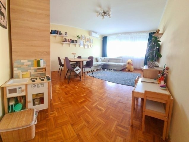 Eladó panellakás, Budapesten, XIV. kerületben 70 M Ft, 3 szobás