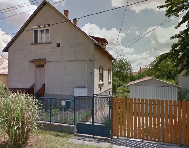 Eladó családi ház, Kistarcsán 80 M Ft, 2+1 szobás