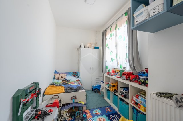 Eladó családi ház, Tatabányán 55 M Ft, 3 szobás