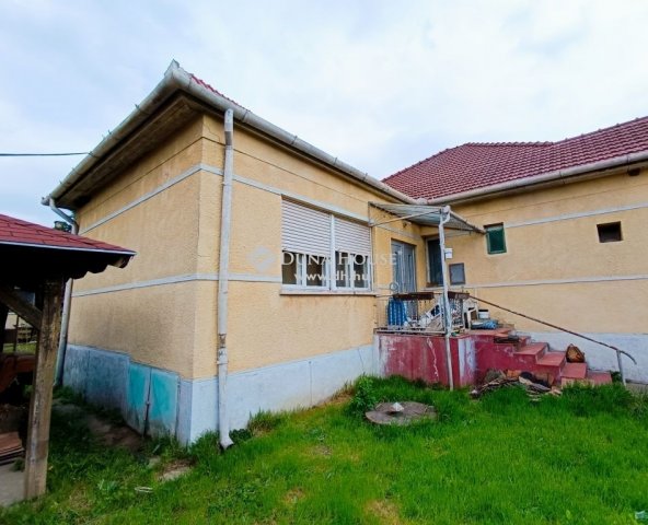 Eladó családi ház, Ócsán 55.5 M Ft, 1 szobás