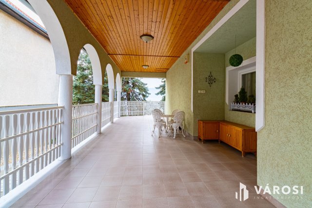 Eladó családi ház, Pilisborosjenőn 119.99 M Ft, 4 szobás