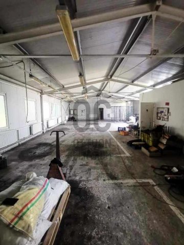 Kiadó ipari ingatlan, Debrecenben 650 E Ft / hó