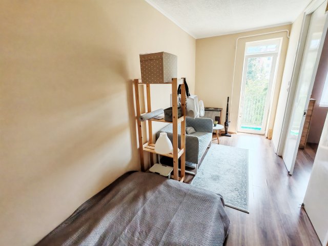 Eladó téglalakás, Nagykanizsán 24.99 M Ft, 2 szobás