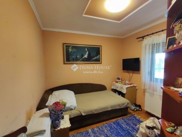 Eladó családi ház, Maglódon 335 M Ft, 7 szobás