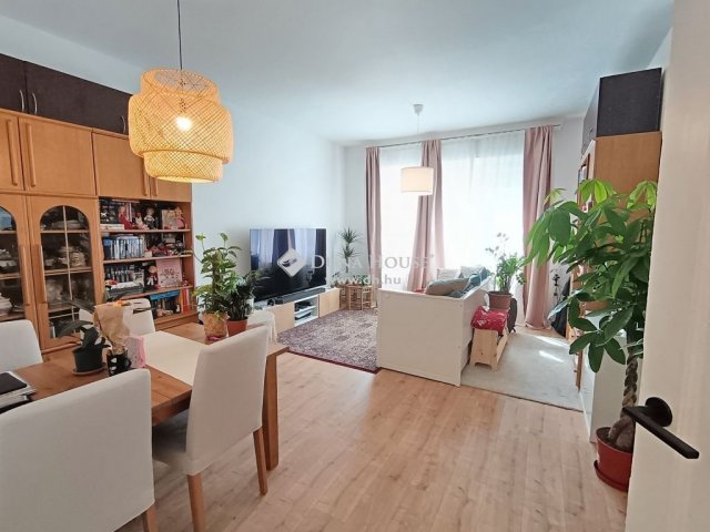 Eladó téglalakás, Budapesten, XIII. kerületben 79.999 M Ft
