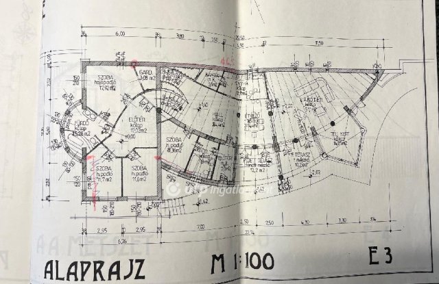 Eladó családi ház, Pécsett 175 M Ft, 5+1 szobás