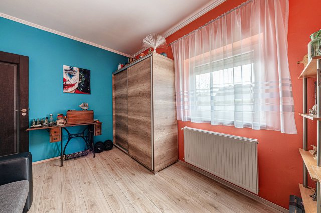 Eladó családi ház, Szigetszentmiklóson 85.9 M Ft, 3 szobás