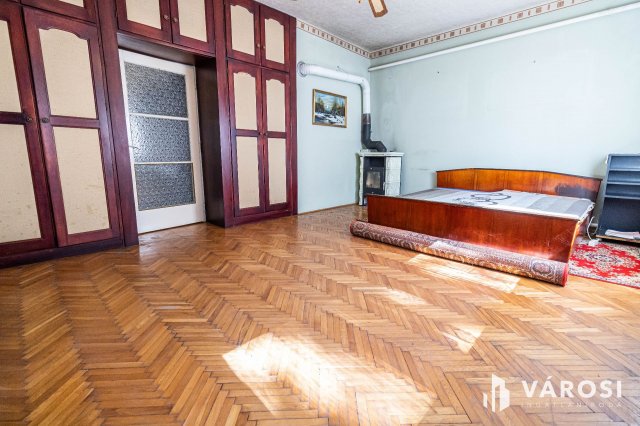 Eladó családi ház, Békéscsabán 69 M Ft, 4 szobás