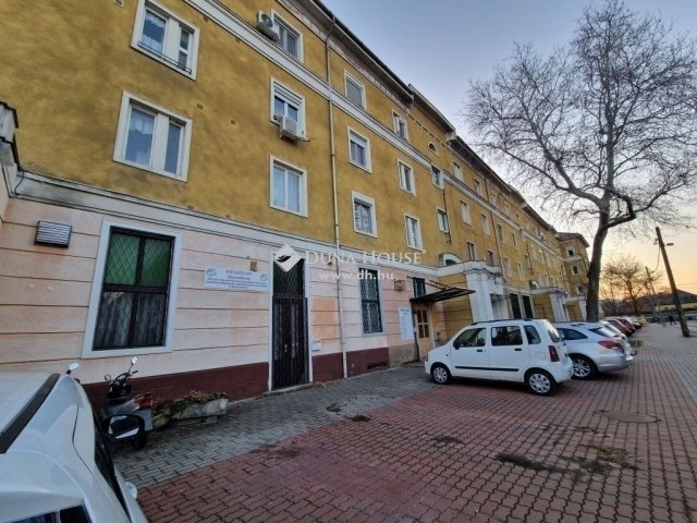 Eladó téglalakás, Budapesten, XIII. kerületben 51 M Ft, 1 szobás