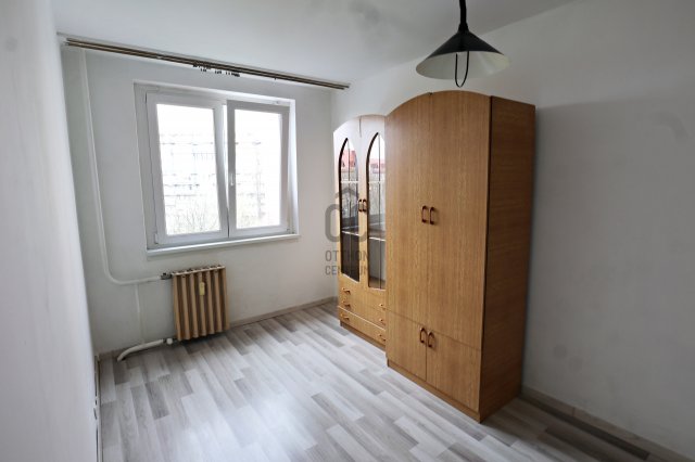 Eladó panellakás, Kecskeméten 44.9 M Ft, 2 szobás