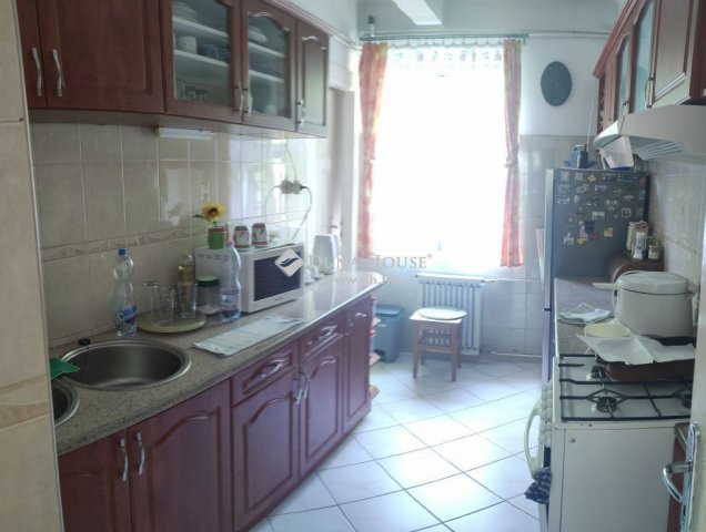 Eladó téglalakás, Balatonfűzfőn 69.99 M Ft, 4 szobás