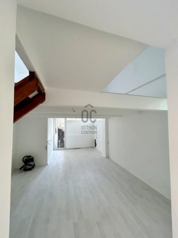 Eladó családi ház, Budakeszin 36 M Ft, 1 szobás