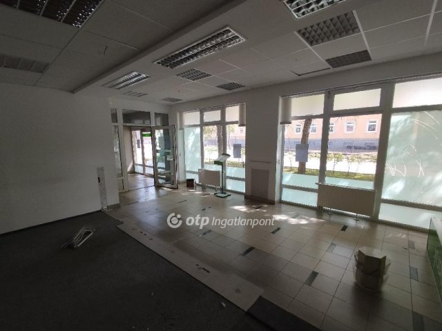 Eladó iroda, Simontornyán 19.25 M Ft / költözzbe.hu