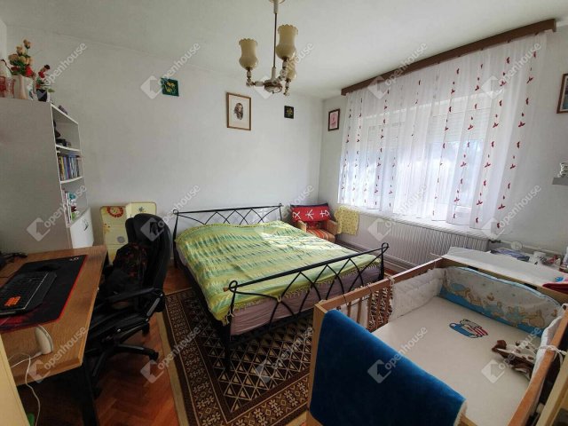 Eladó családi ház, Csokonyavisontán 38 M Ft, 4 szobás