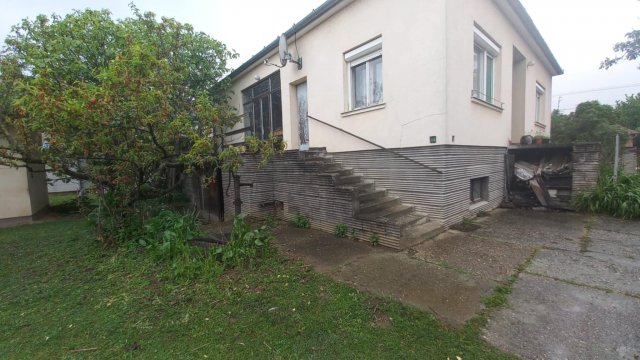 Eladó családi ház, Farádon 36 M Ft, 3 szobás