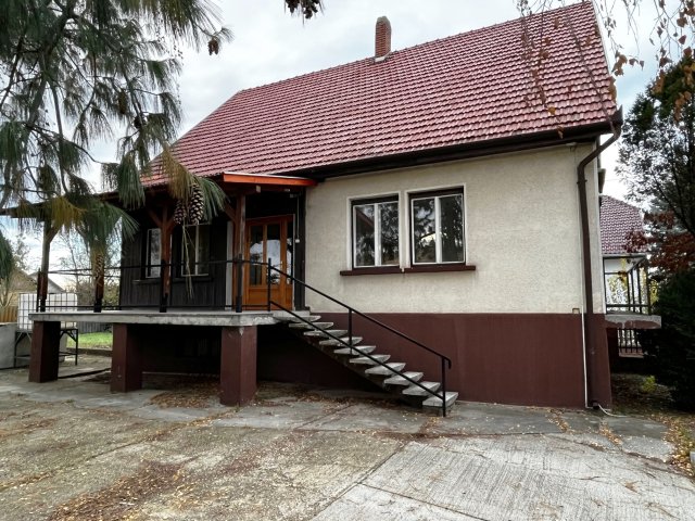Eladó családi ház, Tápiószelén 35.5 M Ft, 2 szobás