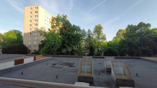 Eladó panellakás, Győrött 33.8 M Ft, 2 szobás
