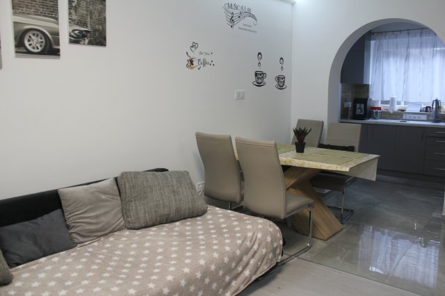 Eladó családi ház, Csornán 45 M Ft, 1 szobás