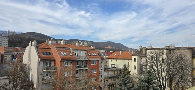 Eladó téglalakás, Budapesten, III. kerületben 87.9 M Ft