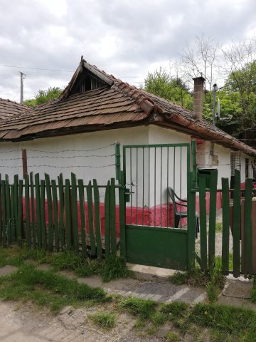Eladó családi ház, Miskolcon, Tóth soron 2.999 M Ft, 2 szobás