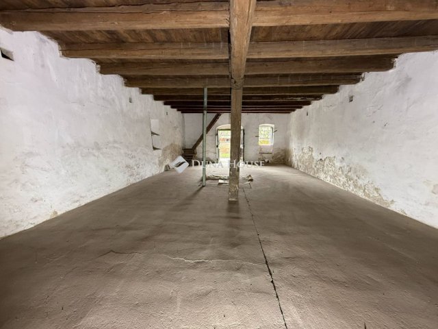 Eladó mezogazdasagi ingatlan, Pakson 19.9 M Ft