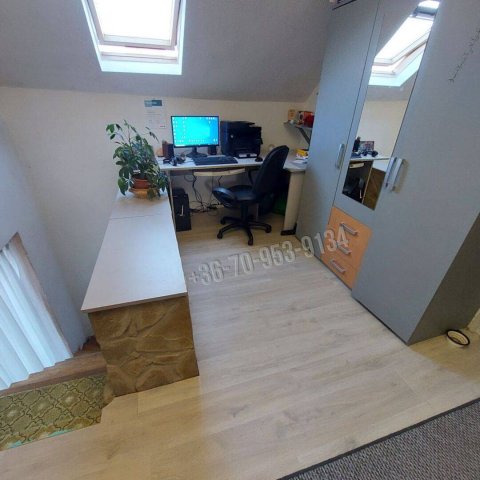 Eladó családi ház, Keszthelyen 58 M Ft, 5 szobás