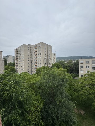 Eladó panellakás, Budapesten, III. kerületben 63 M Ft, 3 szobás