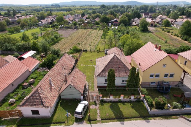 Eladó családi ház, Környén 47.5 M Ft, 2+3 szobás